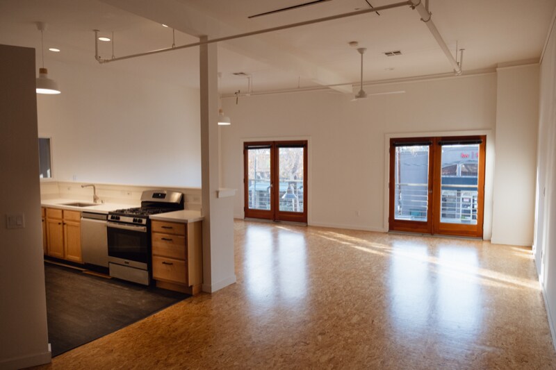 Building Photo - 4920 Telegraph Ave