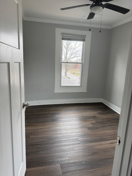 Building Photo - 57 Corban Ave SW