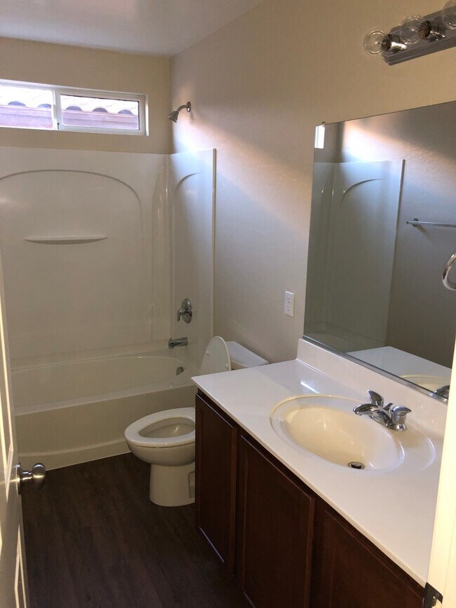 Building Photo - Beautiful Copper Basin Home