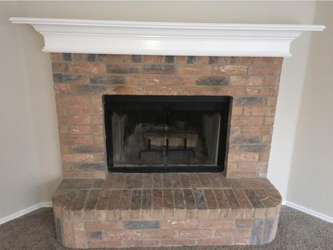 Building Photo - 1409 Misty Meadow Dr