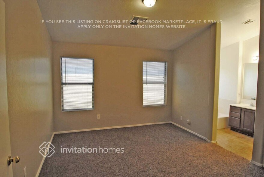 Building Photo - 2012 E Saratoga St