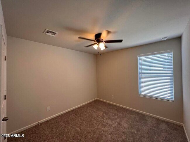 Building Photo - 2075 E Velvet Pl