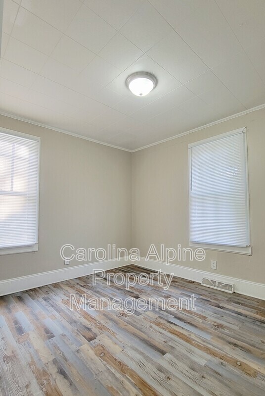 Building Photo - 1204 Asheboro St