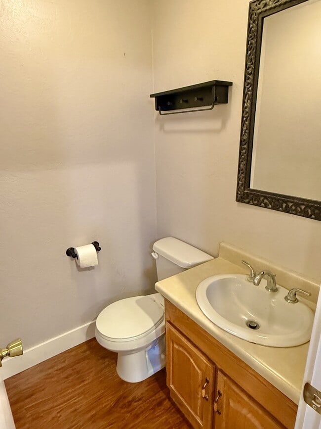 Building Photo - 7426 S 700 E