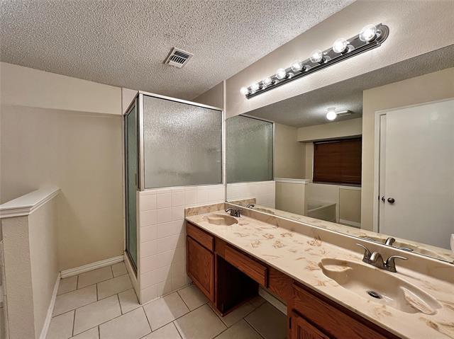 Building Photo - 4944 Shady Oak Trail