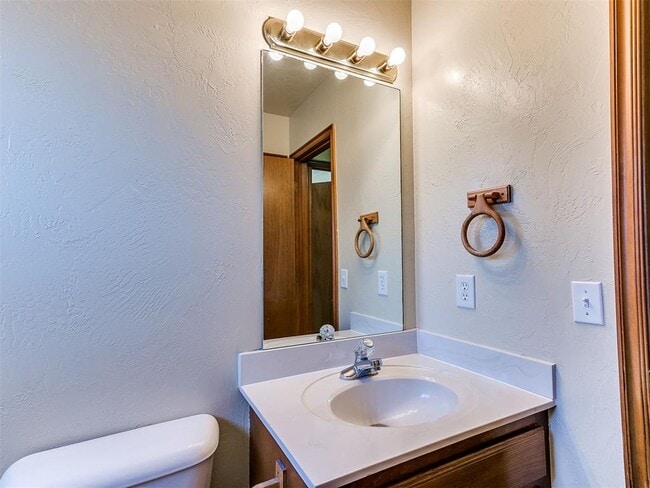 Building Photo - 4100 Kent St