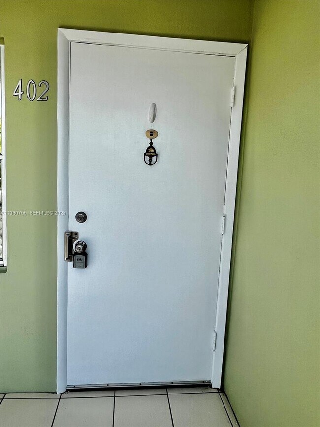 Building Photo - 1425 Arthur St