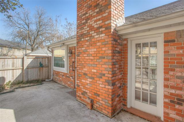 Building Photo - 1029 Roaring Springs Rd