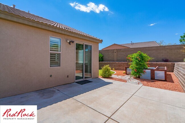 Building Photo - 3 Bedroom Coral Canyon Home on Corner Lot