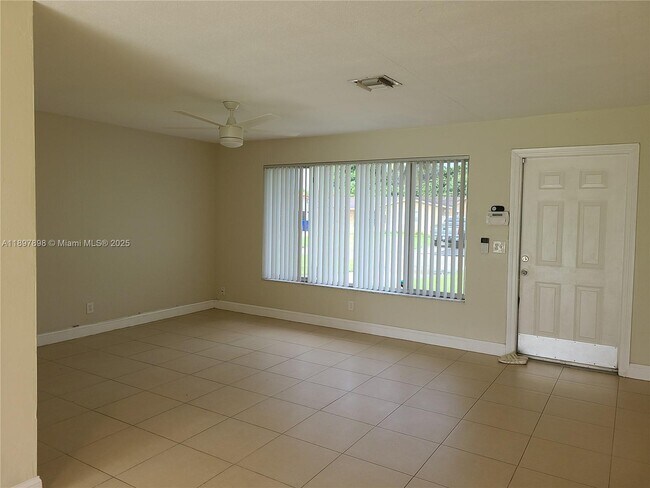 Building Photo - 6580 Grant St