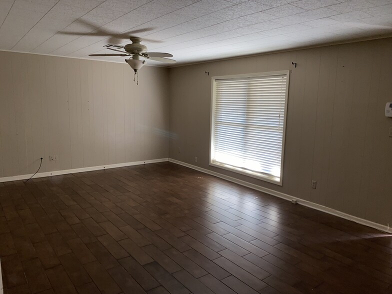 Living Room other view - 606 Comfort Ln