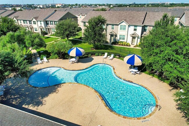 Building Photo - 6900 Carrington Ln