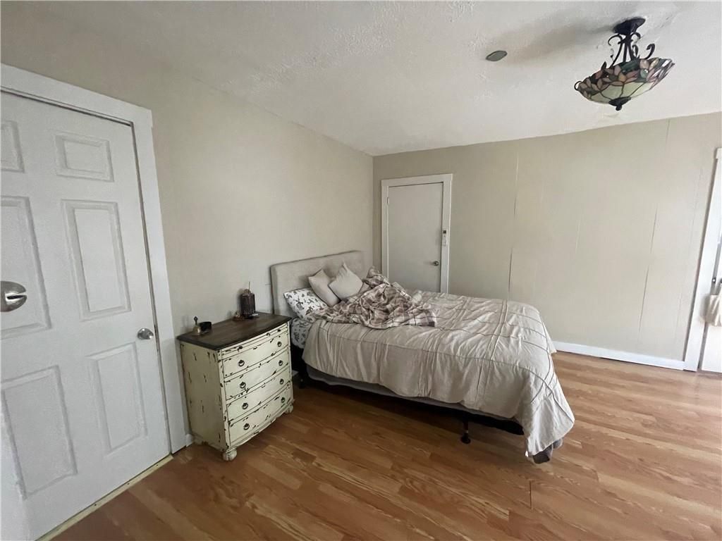 Building Photo - 38 Freebody St