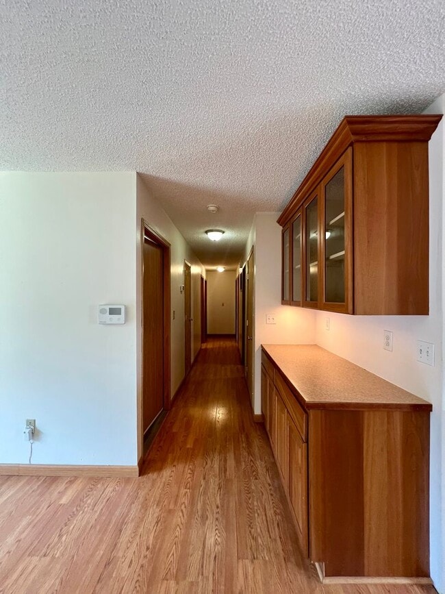 Building Photo - Dunlap Ave 4018-