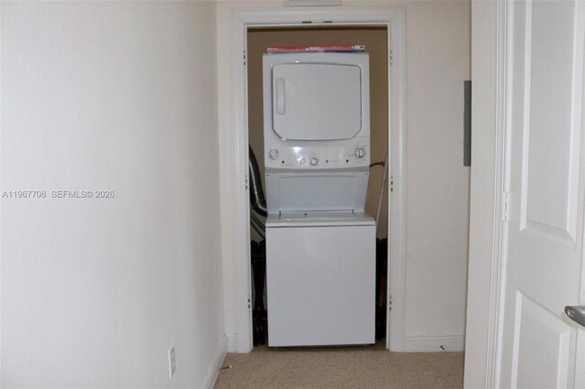 Building Photo - 7615 Heritage Crossing Way