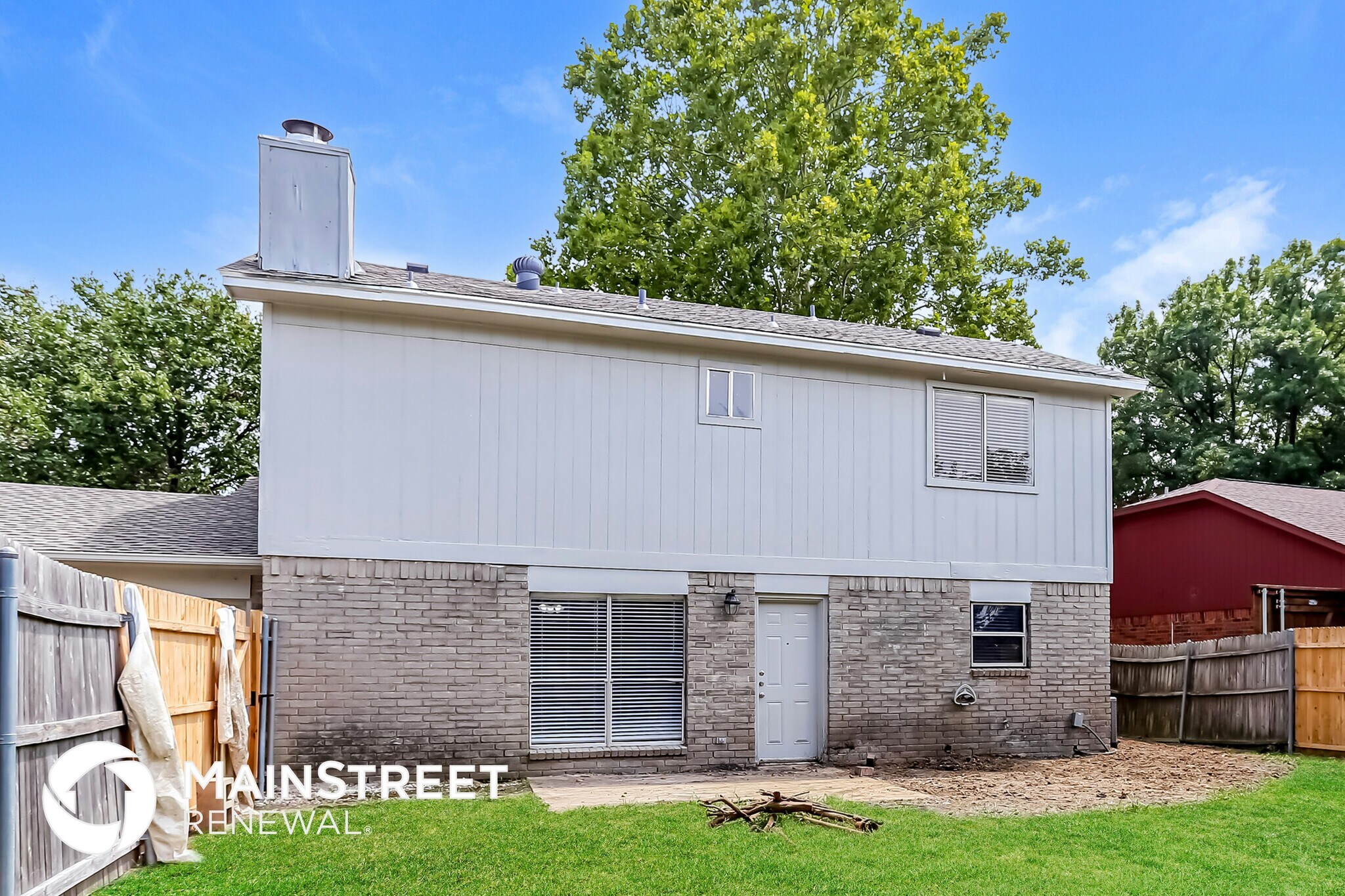 Building Photo - 8913 Doliver Dr