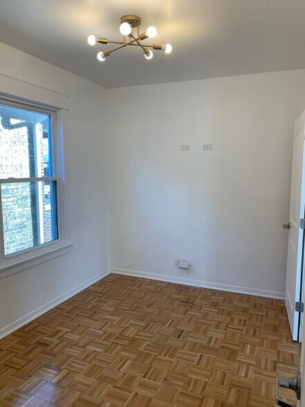 Building Photo - 4858 W Gunnison St