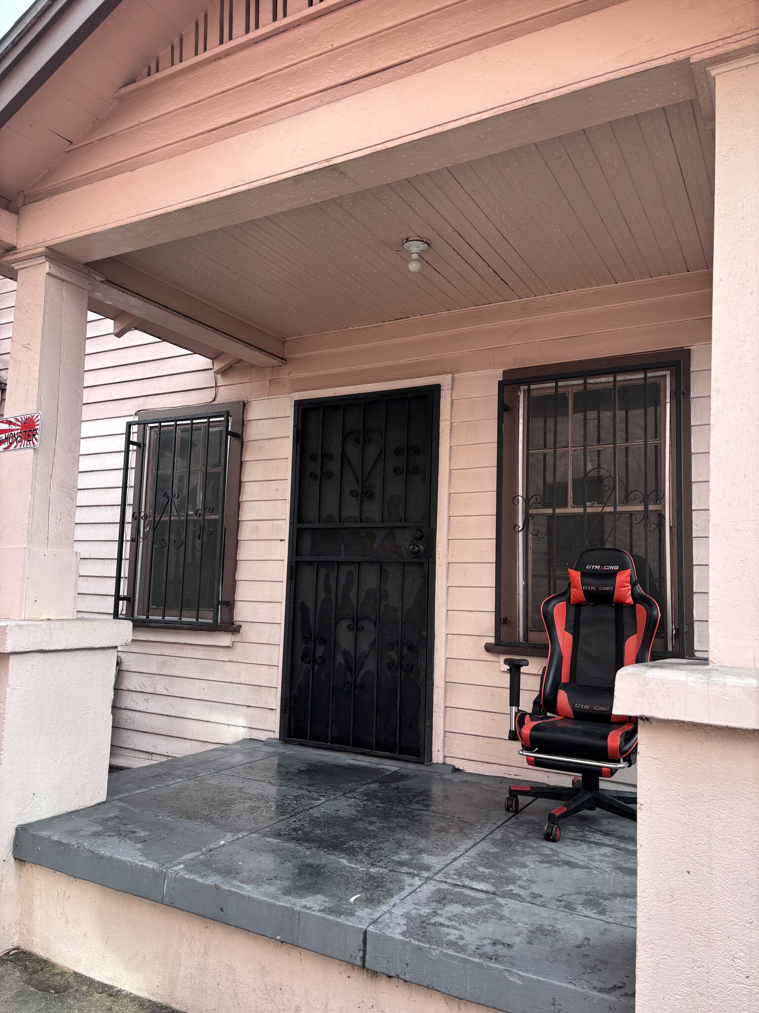 front porch - 722 1/2 W 41st Dr