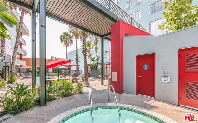 Building Photo - 420 San Pedro St