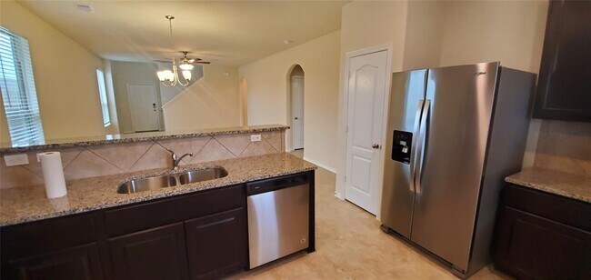 Building Photo - 2530 Remembrance Cir