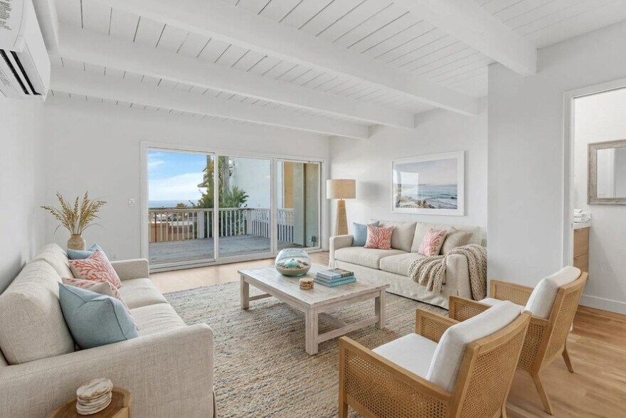 Building Photo - 112 Marina Ave