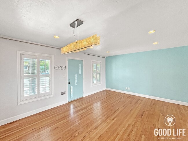 Building Photo - Unique 3BD/2BA Home in El Cerrito with Panoramic Views, Trex Deck & Large Yard