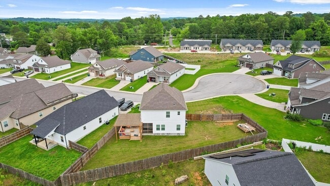 Building Photo - 116 Paxtons Way