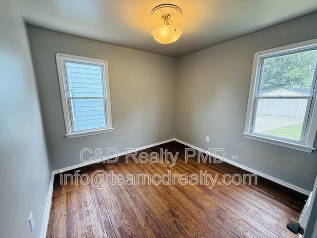 Building Photo - 14423 Tokay Ave