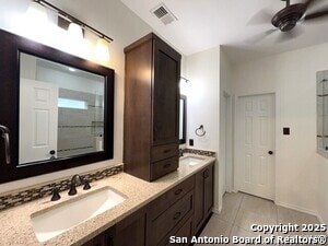 Building Photo - 1603 Doe Park