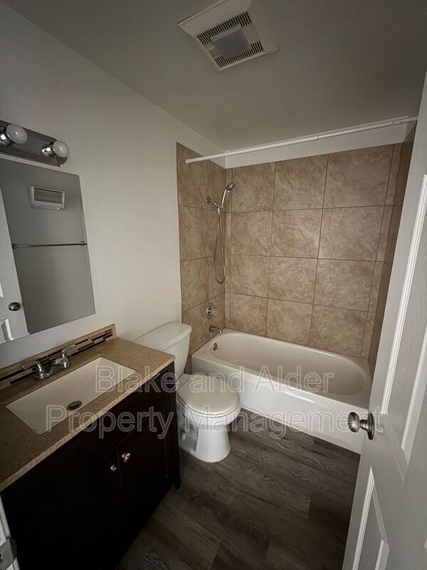 Building Photo - 3851 NE 152nd Ave