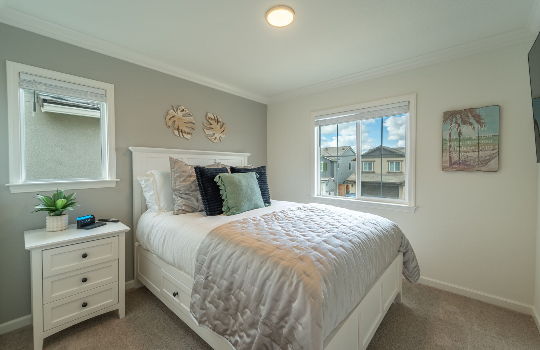 Bedroom 2- Queen With TV - 438 Miwok Ln