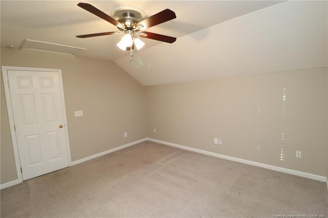 Building Photo - 211 Amberglow Pl