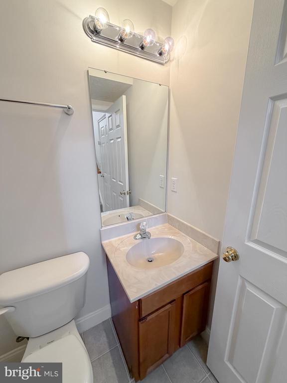 Building Photo - 46231 Sylvan Ct