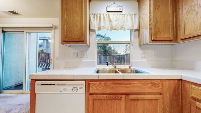 Building Photo - PURE Property Management - Adorable two-st...