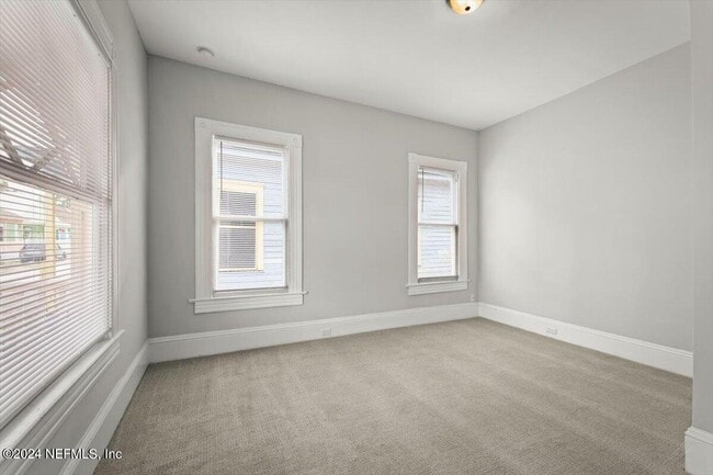 Building Photo - 1950 Redell St