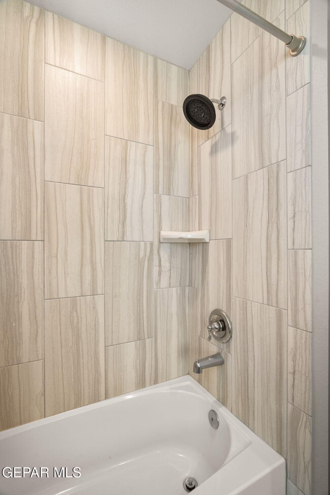 Building Photo - 15112 Purpose Ave