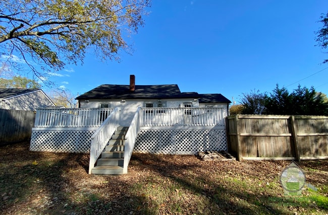Building Photo - 412 S Texas Ave