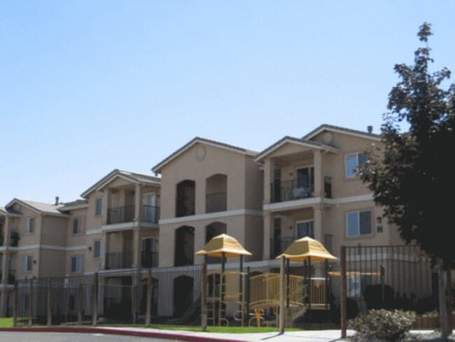 Building Photo - Boulder Creek