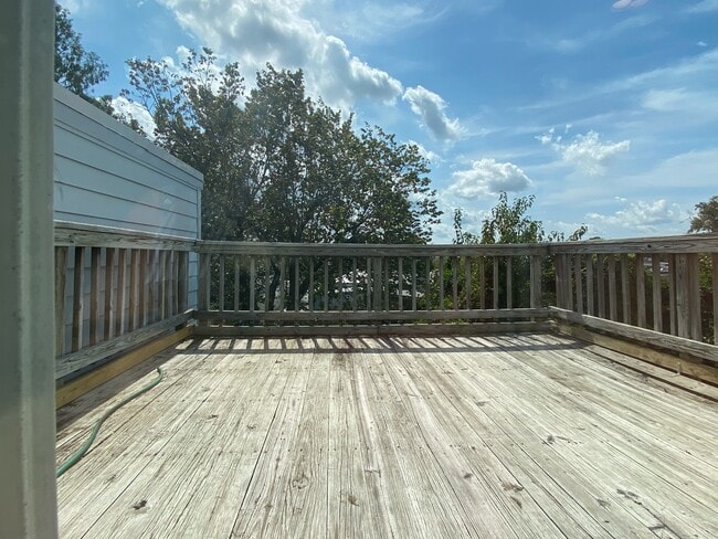 Building Photo - 637 S Carolina Ave SE