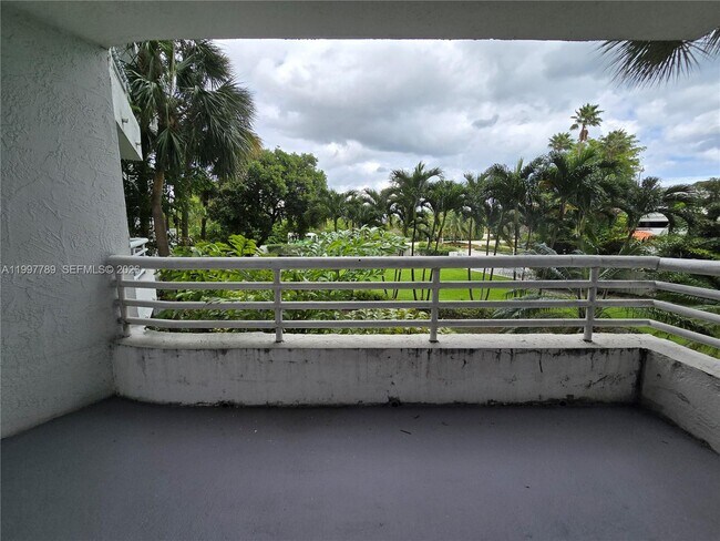 Building Photo - 3300 NE 192 St