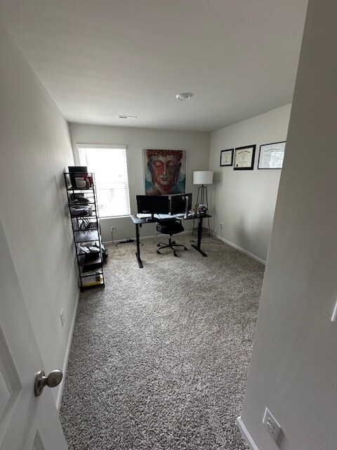 Guest Room - 1053 Plumcrest Dr