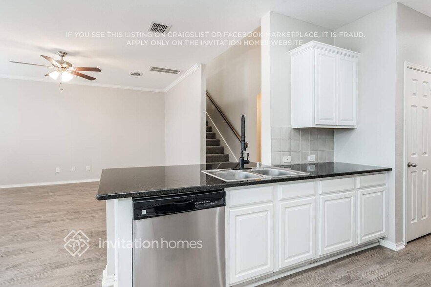 Building Photo - 1248 Sweetwater Dr