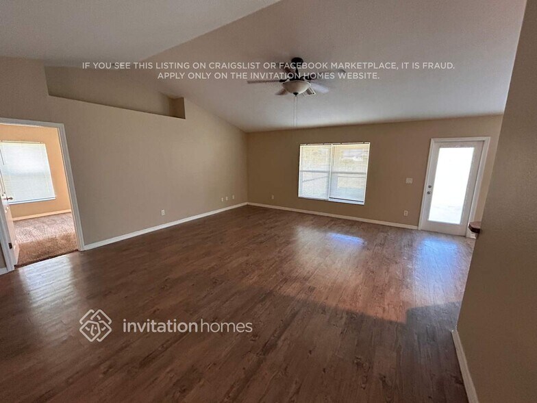 Building Photo - 25516 Tevesine Ct