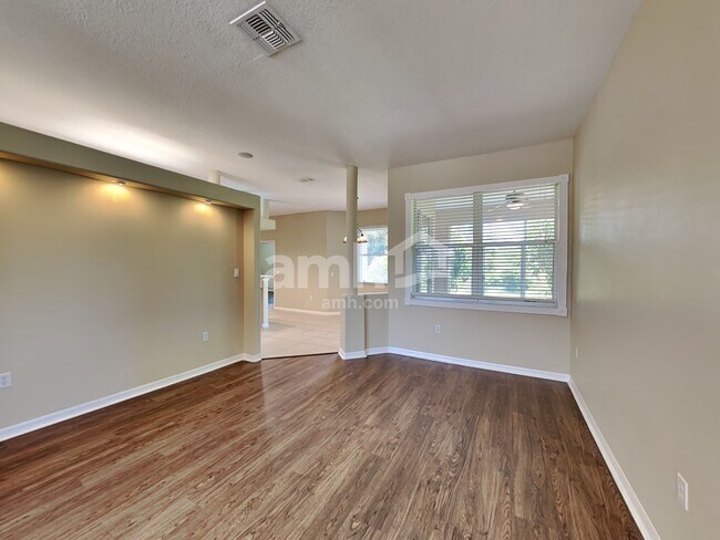 Building Photo - 8452 Fenholloway Ct