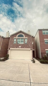 Building Photo - 11604 Main Cypress Dr