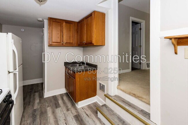 Building Photo - 4488 W 149th St