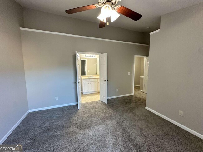 Building Photo - 4295 Youngstown Cir