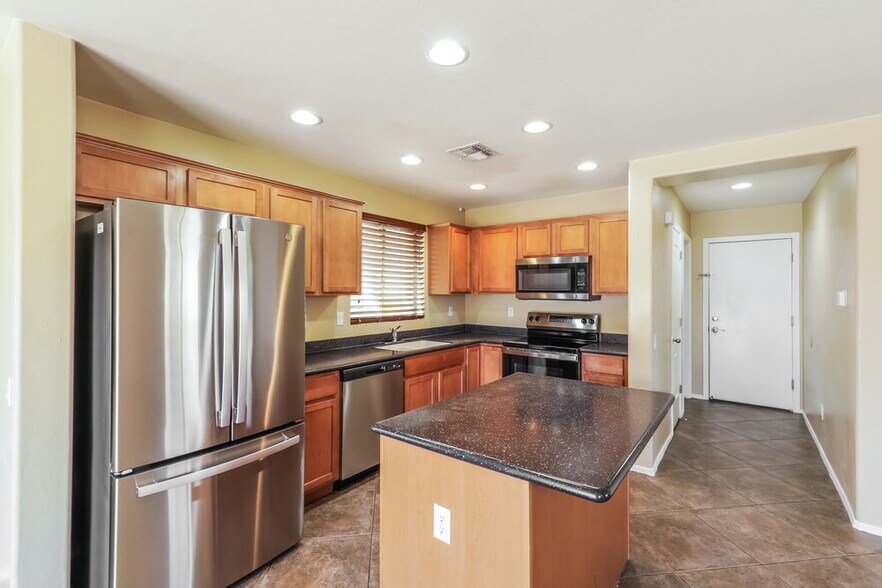 Building Photo - 14318 S Camino Vallado