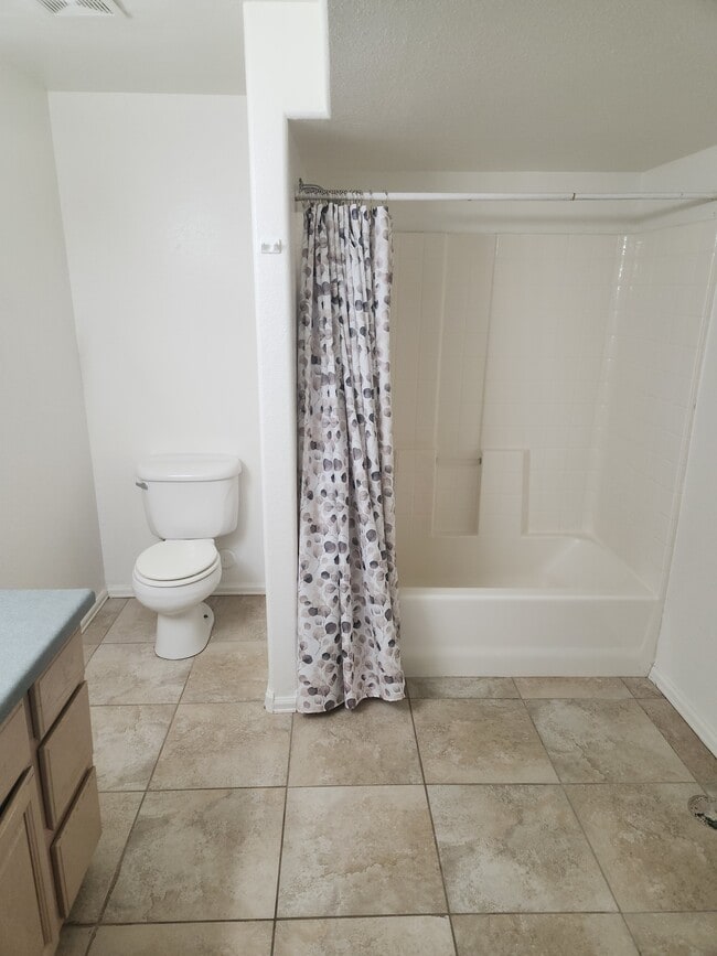 Building Photo - 184 Morgan Dr