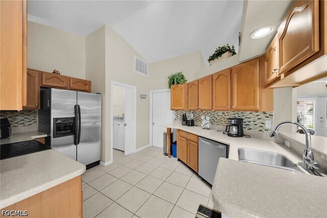 Building Photo - 3505 Surfside Blvd